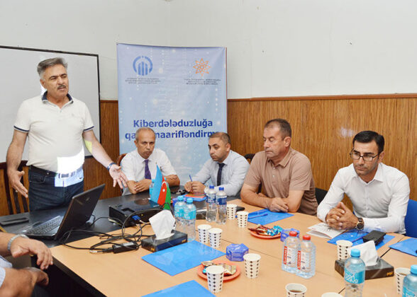 “Kiberdələduzluğa qarşı maarifləndirmə” ictimai təlimi